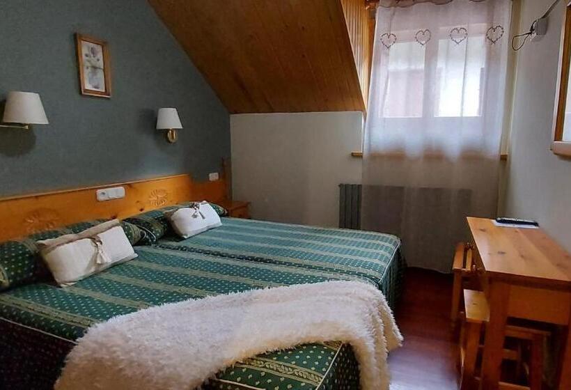 اتاق خانوادگی, Casa Morlans 3000