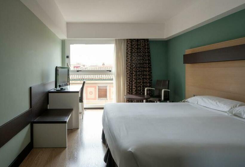 Chambre Standard, Ciudad De Logrono