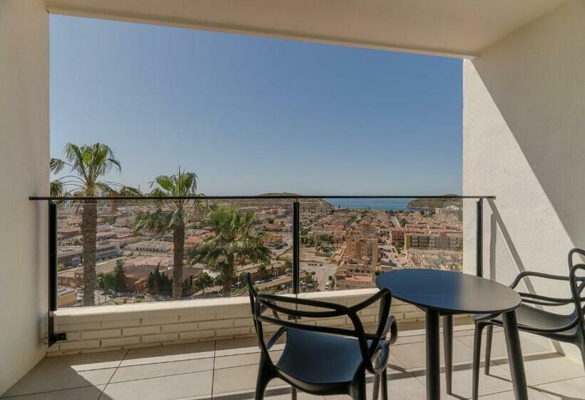 اتاق لوکس خانوادگی, Ramada Resort by Wyndham Puerto de Mazarron