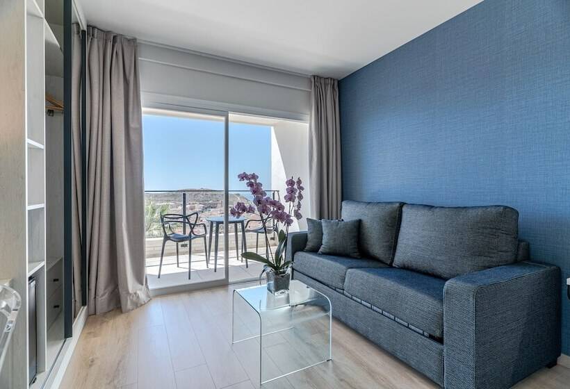 Deluxe Family Room, Ramada Resort by Wyndham Puerto de Mazarron