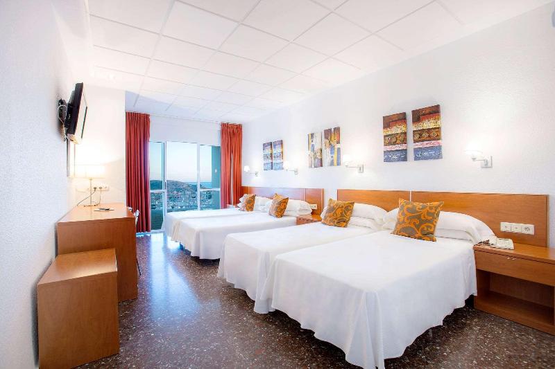 اتاق لوکس خانوادگی, Ramada Resort by Wyndham Puerto de Mazarron