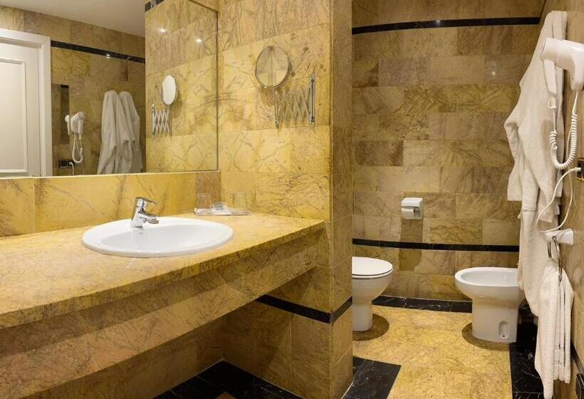 اتاق استاندارد با دسترسی به اسپا, Spa Termaeuropa Balneario Arnedillo
