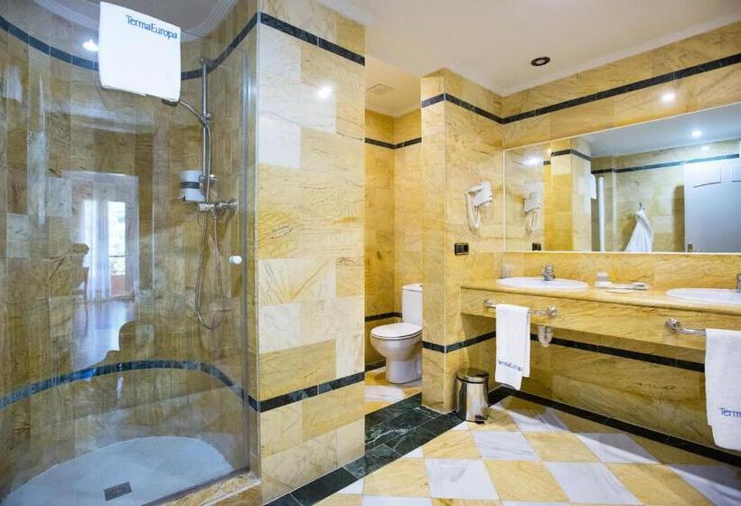 سوئیت جونیور با تراس, Spa Termaeuropa Balneario Arnedillo