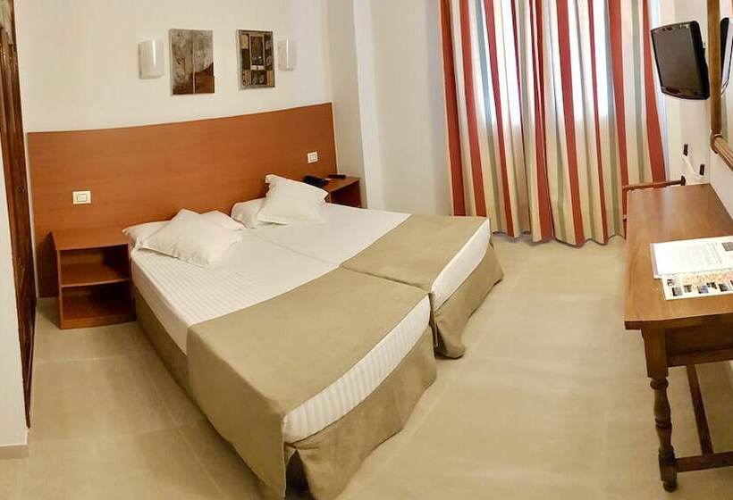 اتاق استاندارد, Torres Touriño