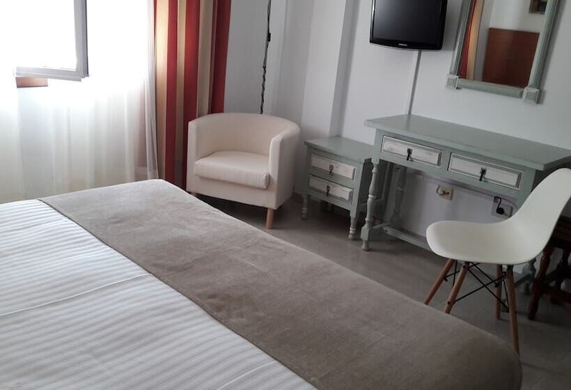 Standard Room, Torres Touriño