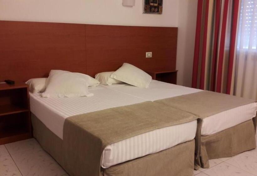 اتاق استاندارد, Torres Touriño