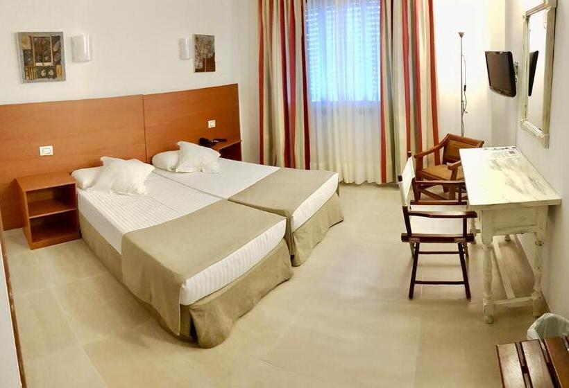 اتاق استاندارد, Torres Touriño