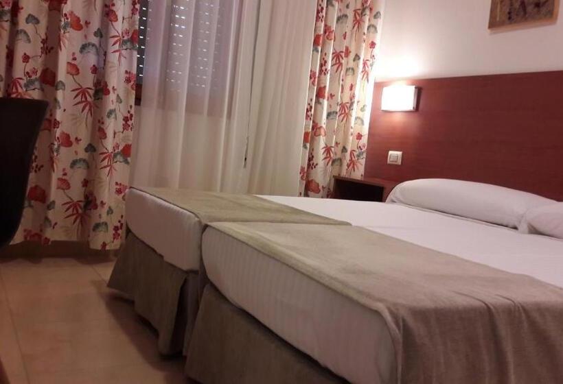 Chambre Economy, Torres Touriño