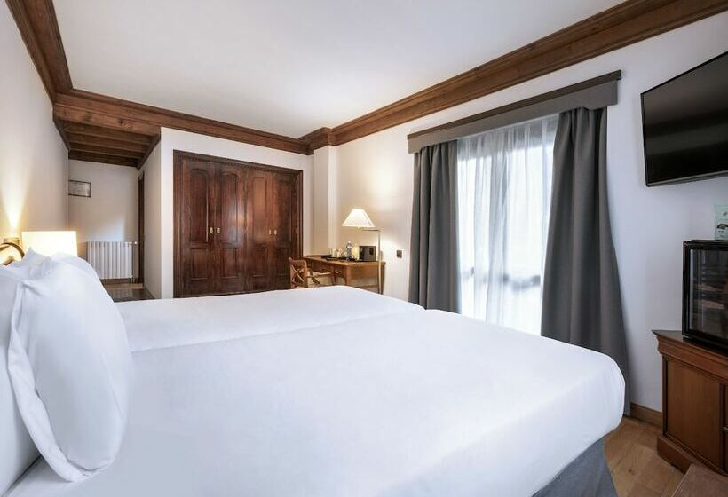 Standard Room, De Tredós Baqueira Affiliated By Melia