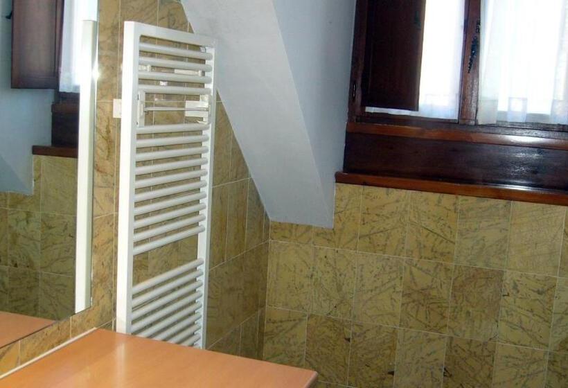 Standardzimmer, Parador De Arties