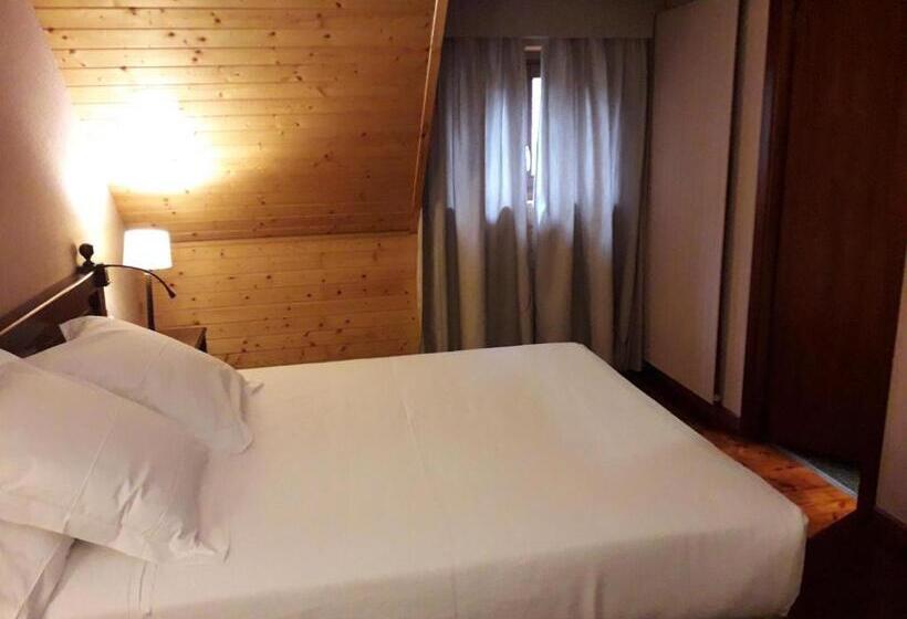 Economy Zimmer, Parador De Arties