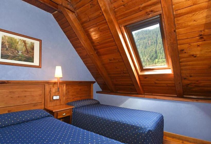 Quarto Ático, Rvhotels Orri