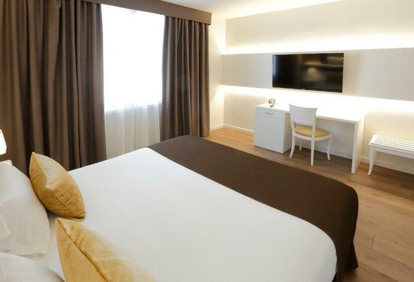 Suite Junior, Sercotel Alfonso Xiii