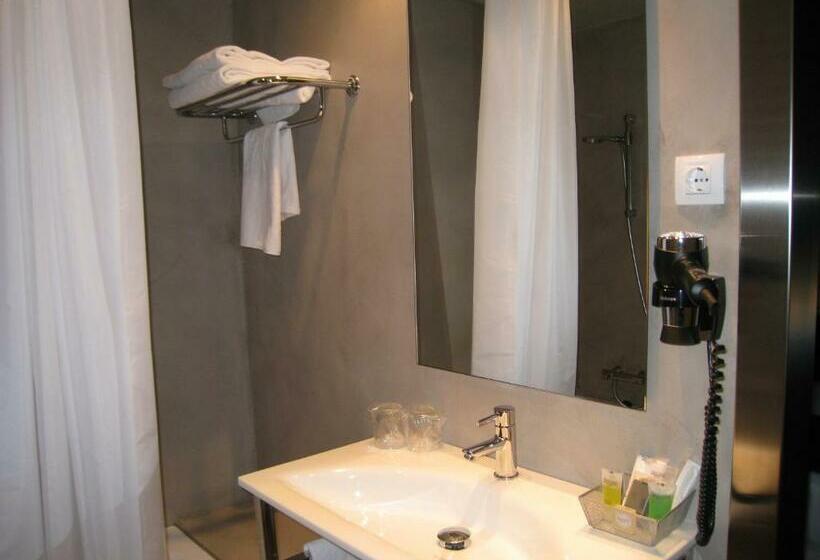 اتاق استاندارد, Habitus Hotel Leyre