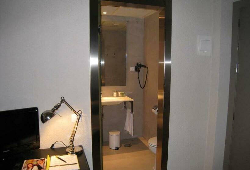 اتاق استاندارد, Habitus Hotel Leyre
