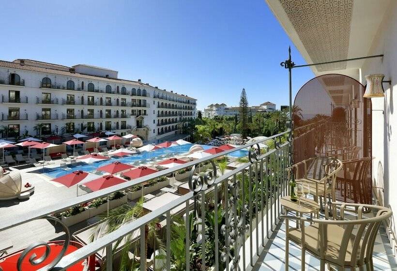 스탠다드 스튜디오, Hard Rock Hotel Marbella