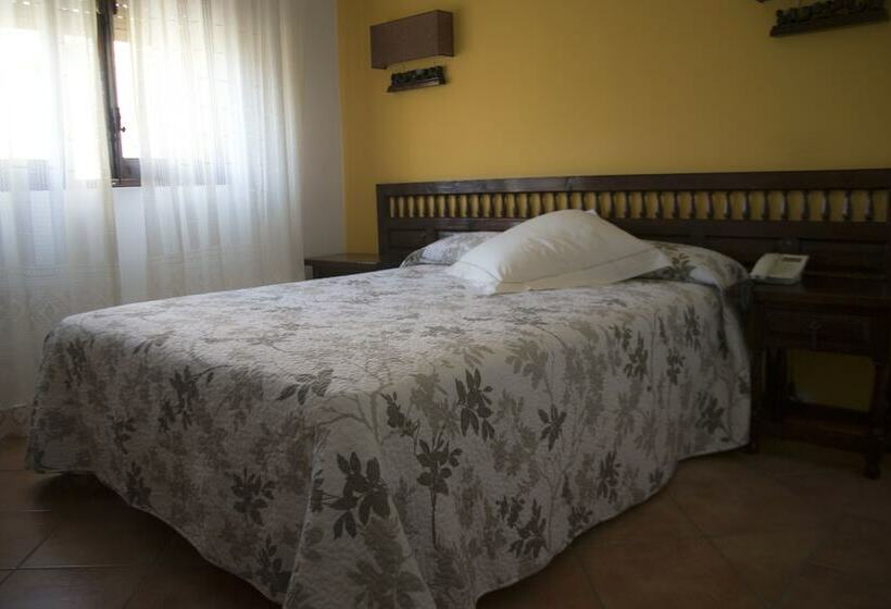 اتاق استاندارد یک نفره, Hospedium Hotel Juan Ii