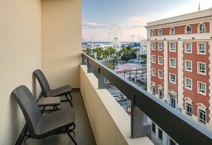 اتاق استاندارد با تخت دوبل و چشم‌انداز دریا, Ac Hotel Málaga Palacio By Marriott