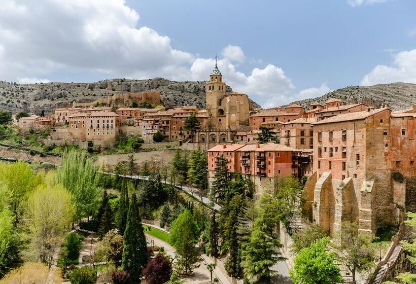 اتاق استاندارد با چشم‌انداز, Albarracin