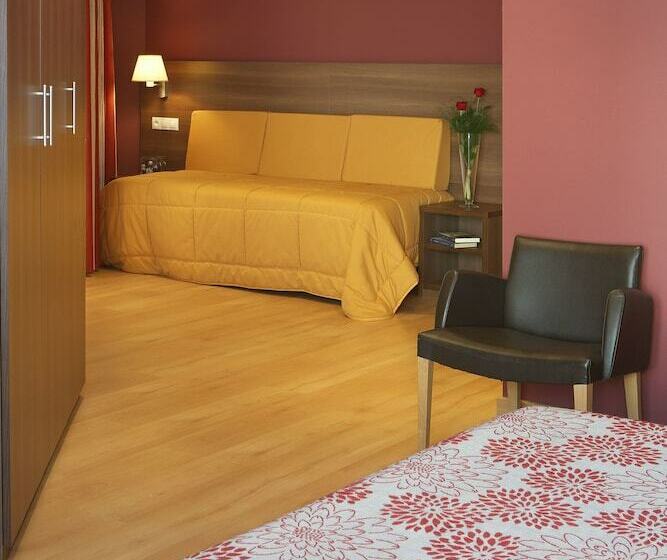 Quarto Familiar, ALEGRIA Plaza Paris SUP