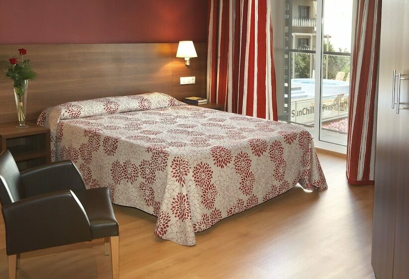 3-Bett-Standardzimmer, ALEGRIA Plaza Paris SUP