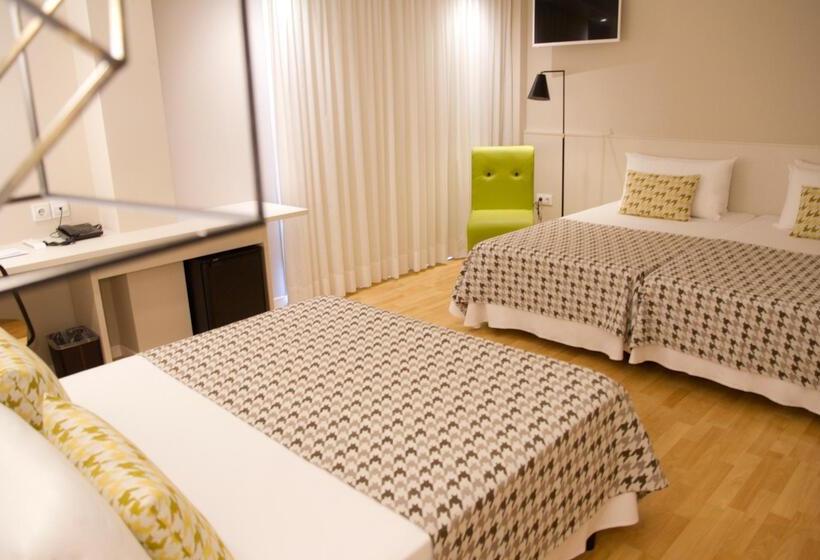 Chambre Familiale, ALEGRIA Plaza Paris SUP