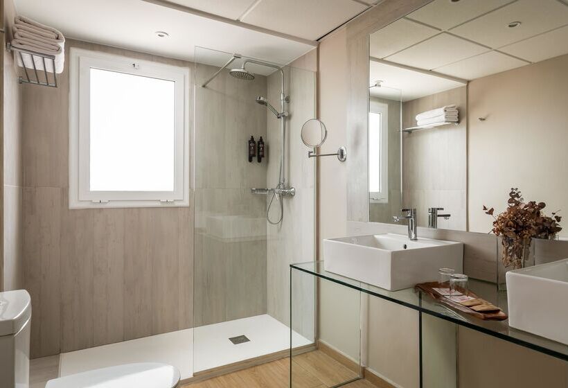 Quarto Superior, ALEGRIA Plaza Paris SUP