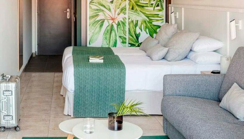 اتاق استاندارد چهار تخته, Aqua Hotel Bertran Park