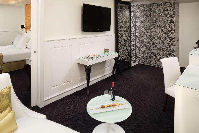 سوییت جونیور, Colón Gran Meliá   The Leading Hotels Of The World