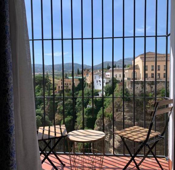 Habitación Estándar con Vistas, Don Miguel