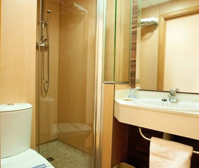 Standard Triple Room, Evenia President