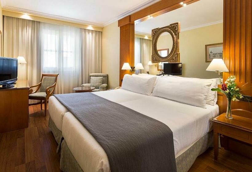 Quarto Premium, Exe Sevilla Macarena