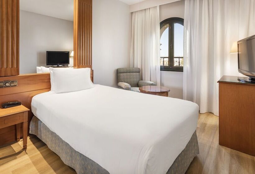 Standard Single Room, Exe Sevilla Macarena