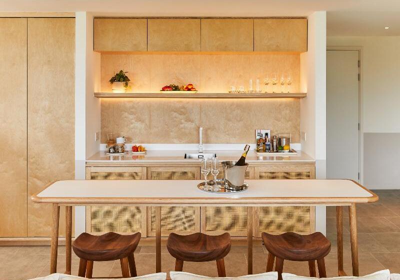 테라스 디럭스 룸, Hard Rock Hotel Marbella