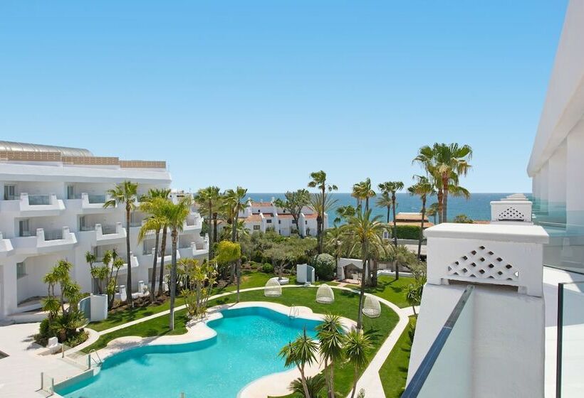 غرفة دور أخير, Iberostar Selection Marbella Coral Beach