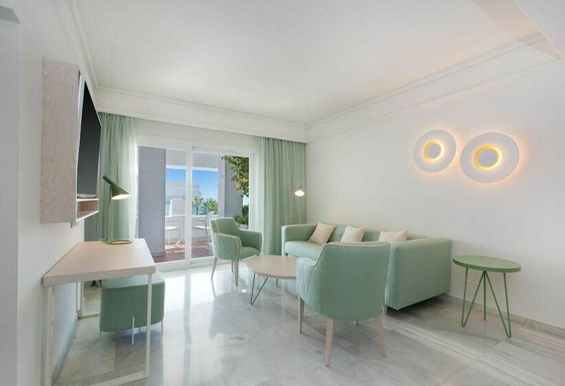 جناح جونيور سوبيريور مطل على البحر, Iberostar Selection Marbella Coral Beach