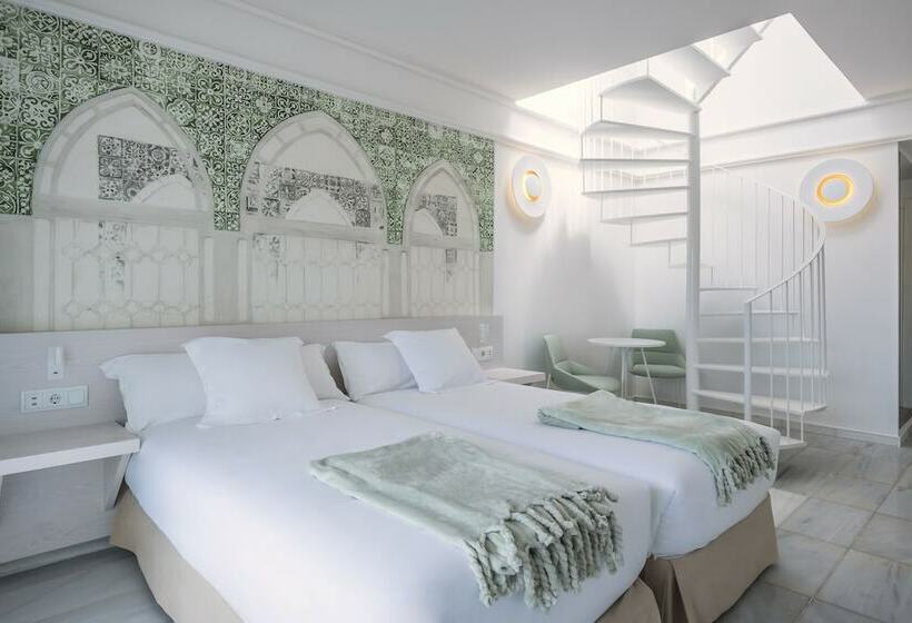 Chambre en Attique, Iberostar Selection Marbella Coral Beach