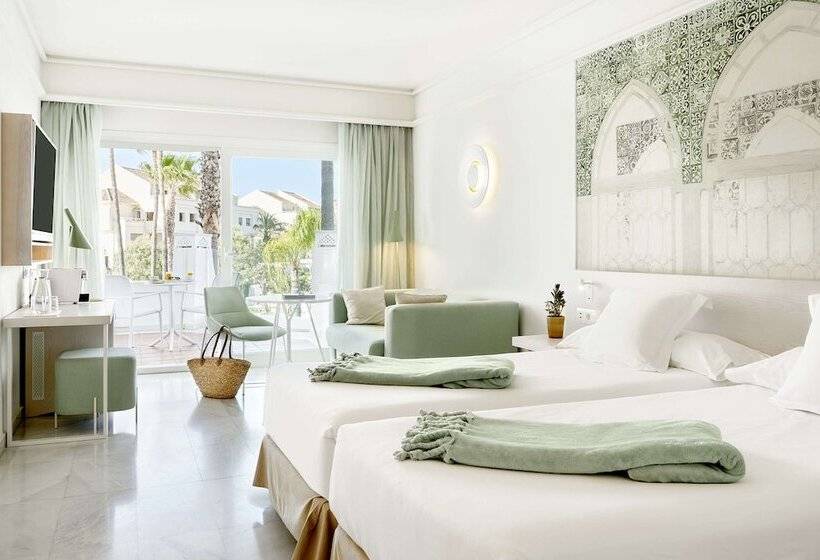 غرفة قياسية إطلالة جانبية علي البحر, Iberostar Selection Marbella Coral Beach