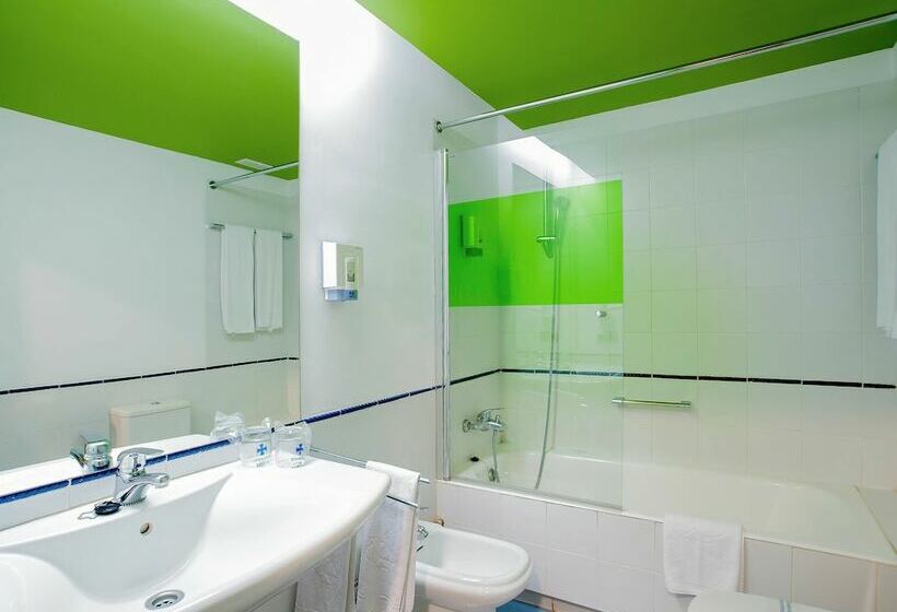 Habitación Estándar, Ibis Styles Zaragoza Ramiro I