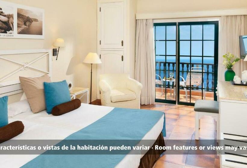 Superior Room, Jardin Tecina