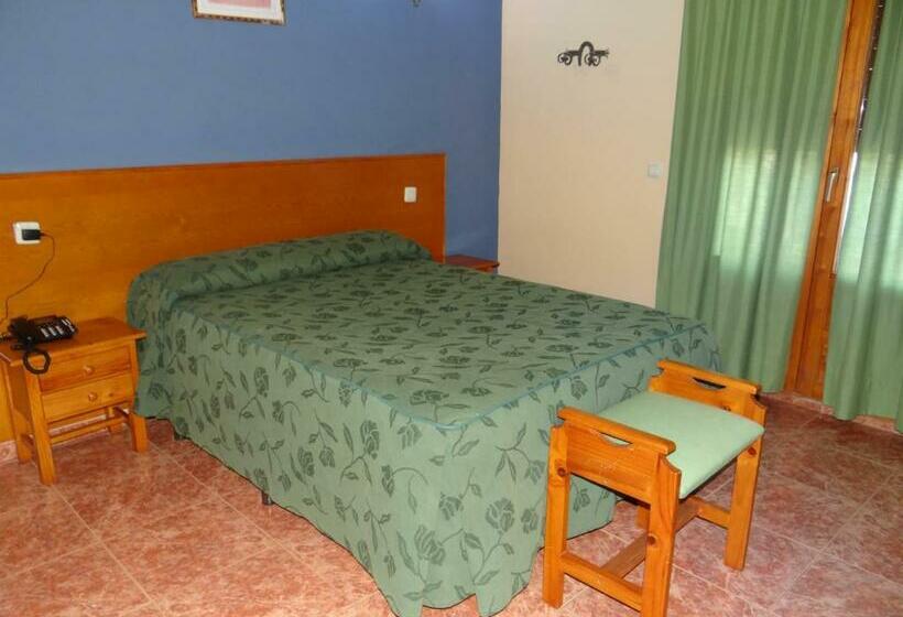 اتاق استاندارد, La Rueda 3000