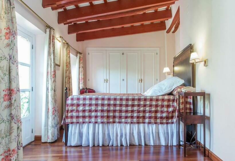 اتاق استاندارد با وان آب گرم, Las Casas De La Judería