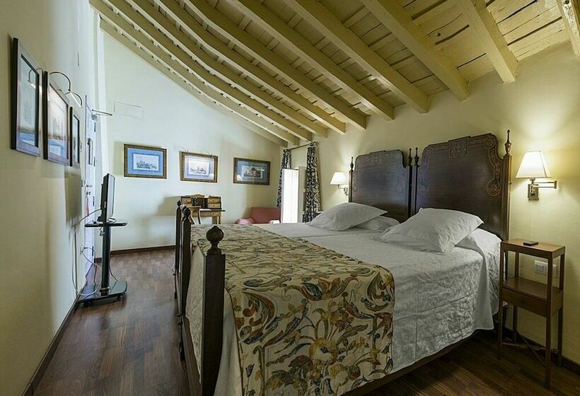 Standard Room with Hot Tub, Las Casas De La Juderia Sevilla