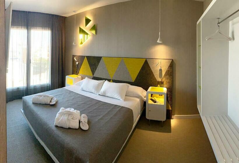 Standard Room, Macia Sevilla Kubb