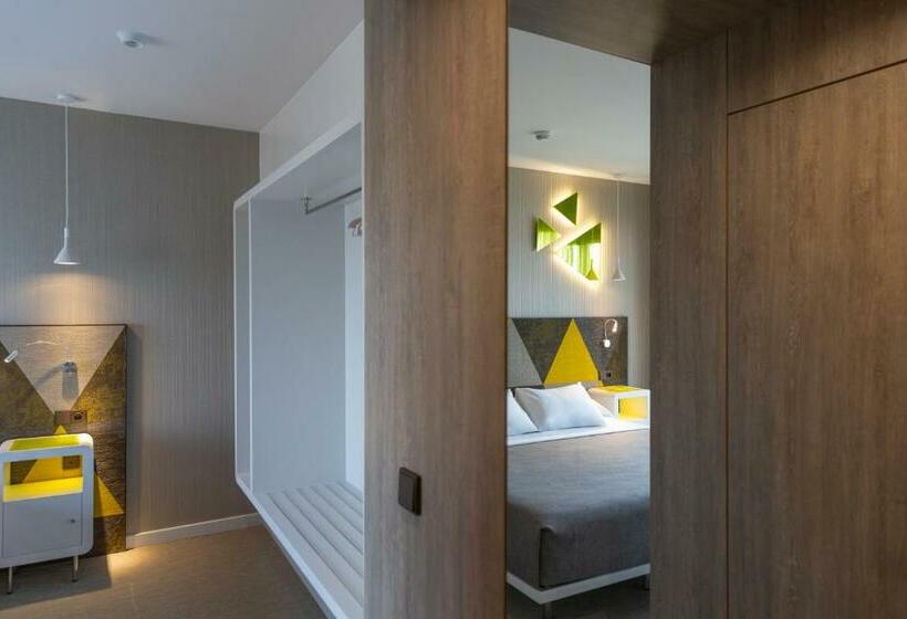 Junior Familien Suite, Macia Sevilla Kubb