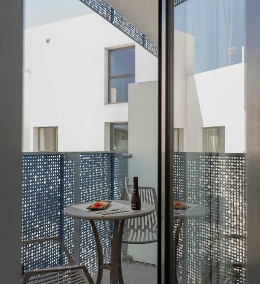 Standard Room with Terrace, Macia Sevilla Kubb