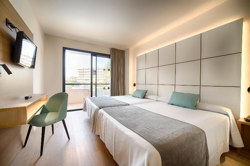 اتاق استاندارد چهار تخته, Ohtels Belvedere