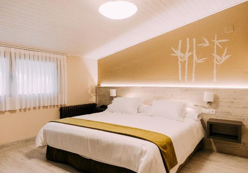 سوییت جونیور, Resort El Montico