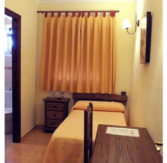 اتاق استاندارد یک نفره, Restaurante Berlanga
