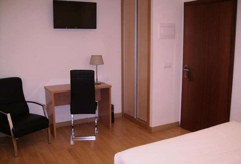 اتاق استاندارد سه نفره, Roma